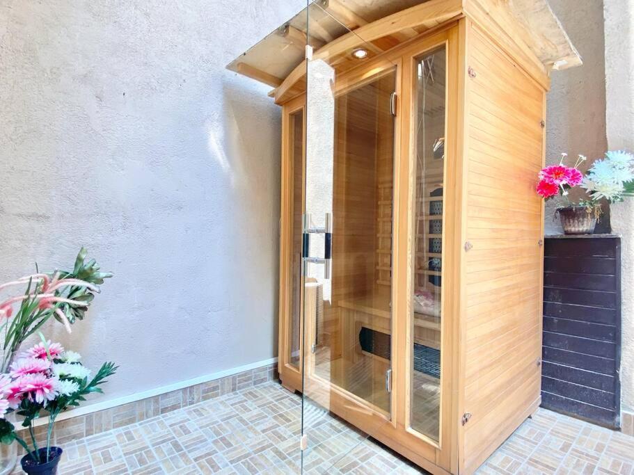 Stay Cool! Apartment With Sauna And Private Garden Budapest Eksteriør bilde